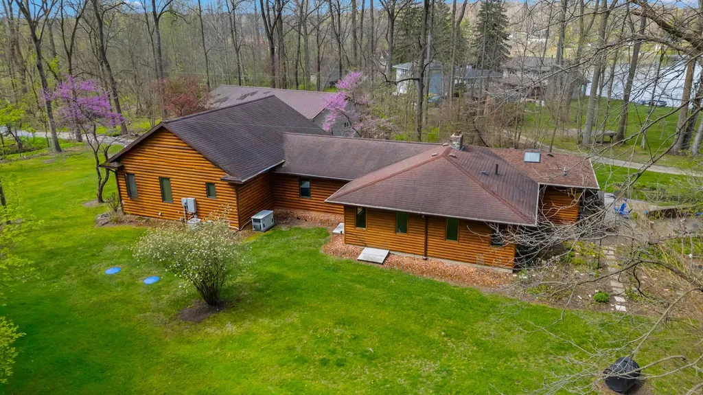 3500 Journeys End Drive Cambria Township MI 49242