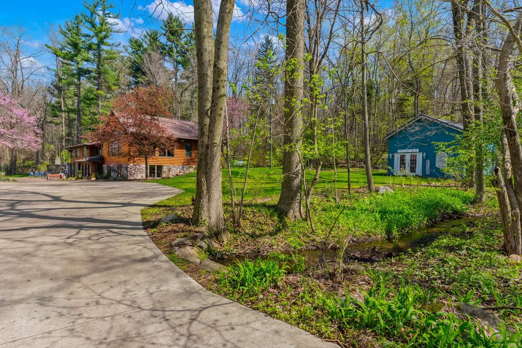 3500 Journeys End Drive Cambria Township MI 49242