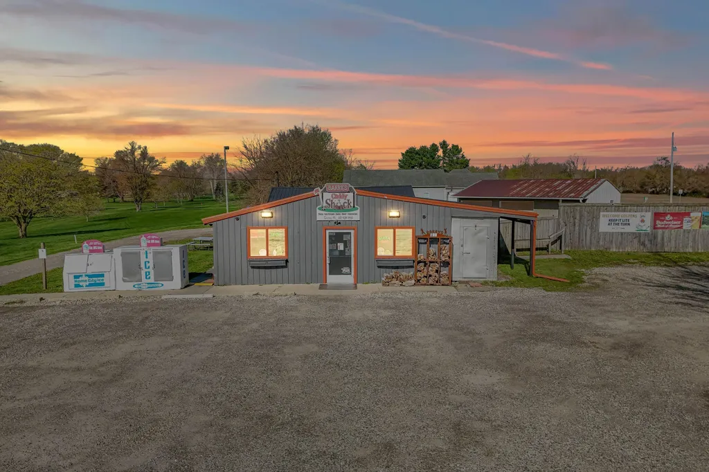 288 N Ray Quincy Road Quincy Township MI 49082
