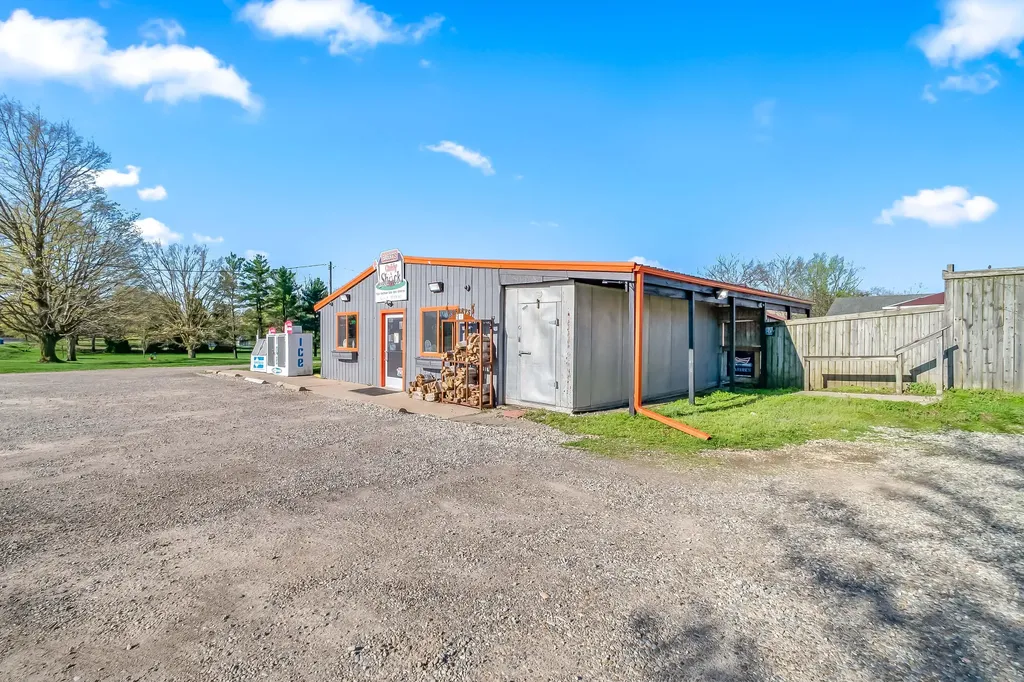 288 N Ray Quincy Road Quincy Township MI 49082