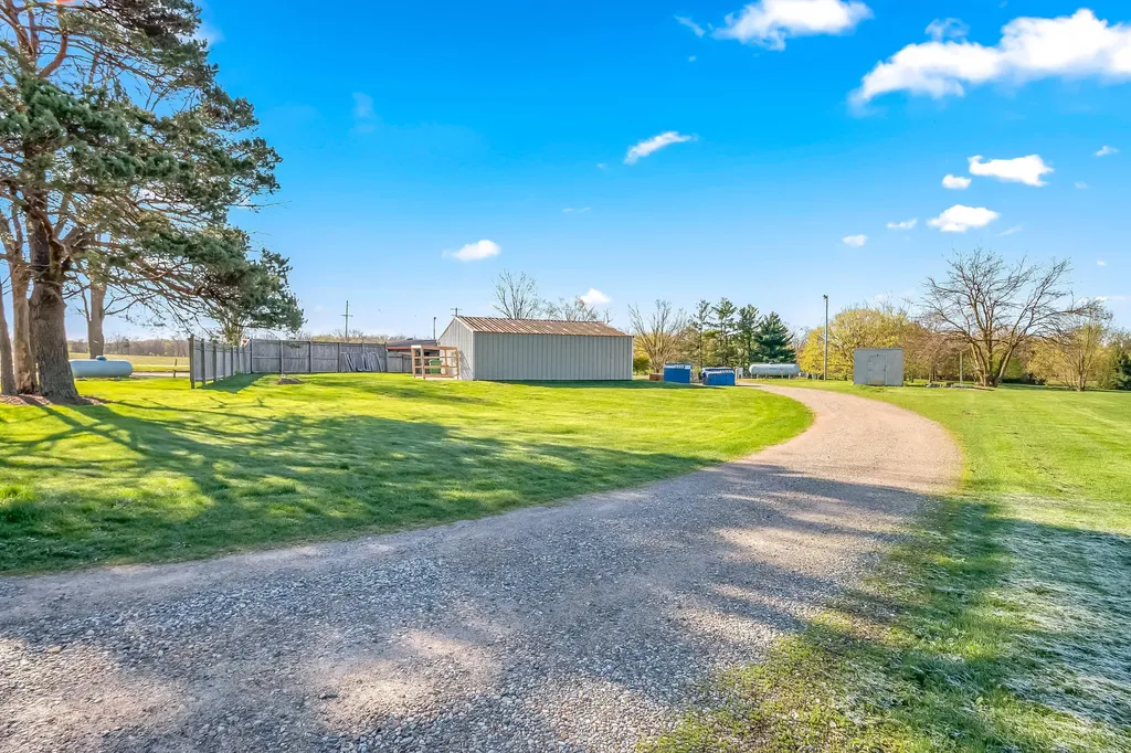 288 N Ray Quincy Road Quincy Township MI 49082
