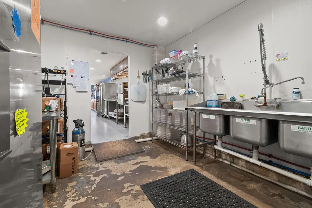288 N Ray Quincy Road Quincy Township MI 49082