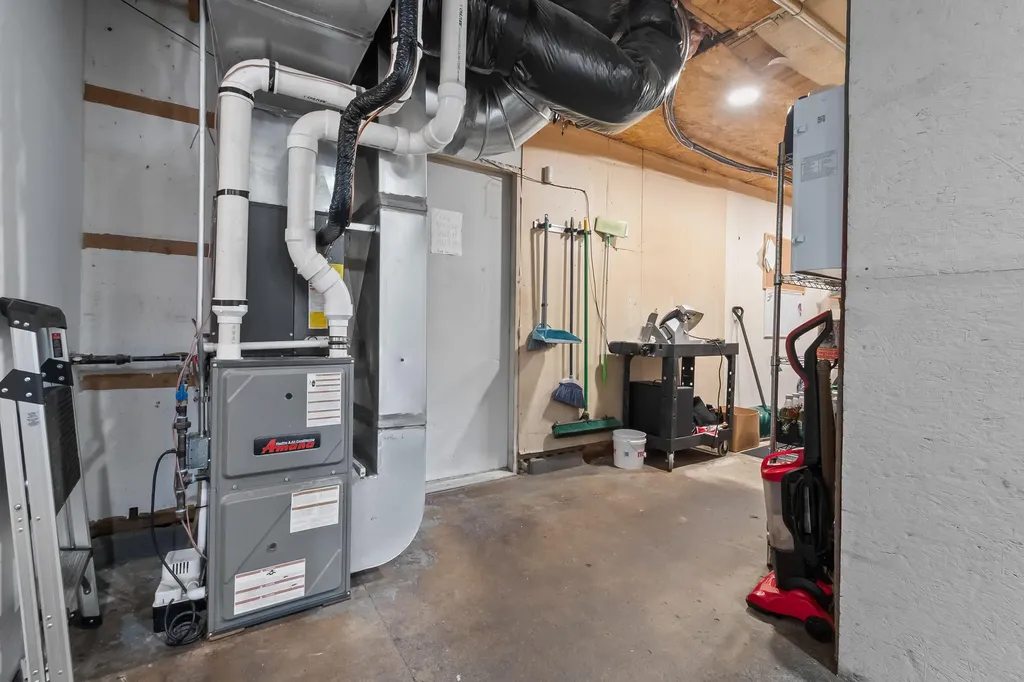 288 N Ray Quincy Road Quincy Township MI 49082