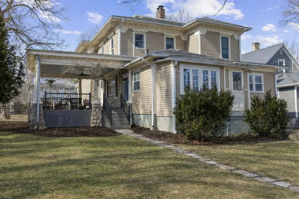 65 S Howell Street Hillsdale City MI 49242