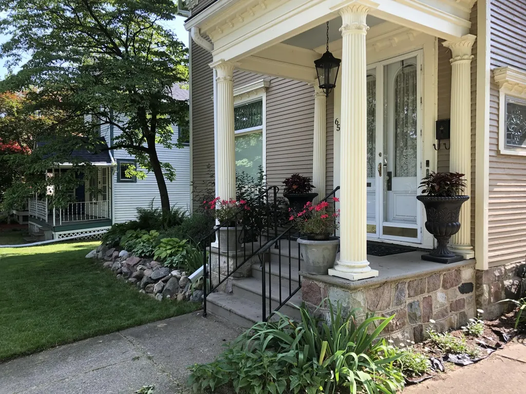 65 S Howell Street Hillsdale City MI 49242