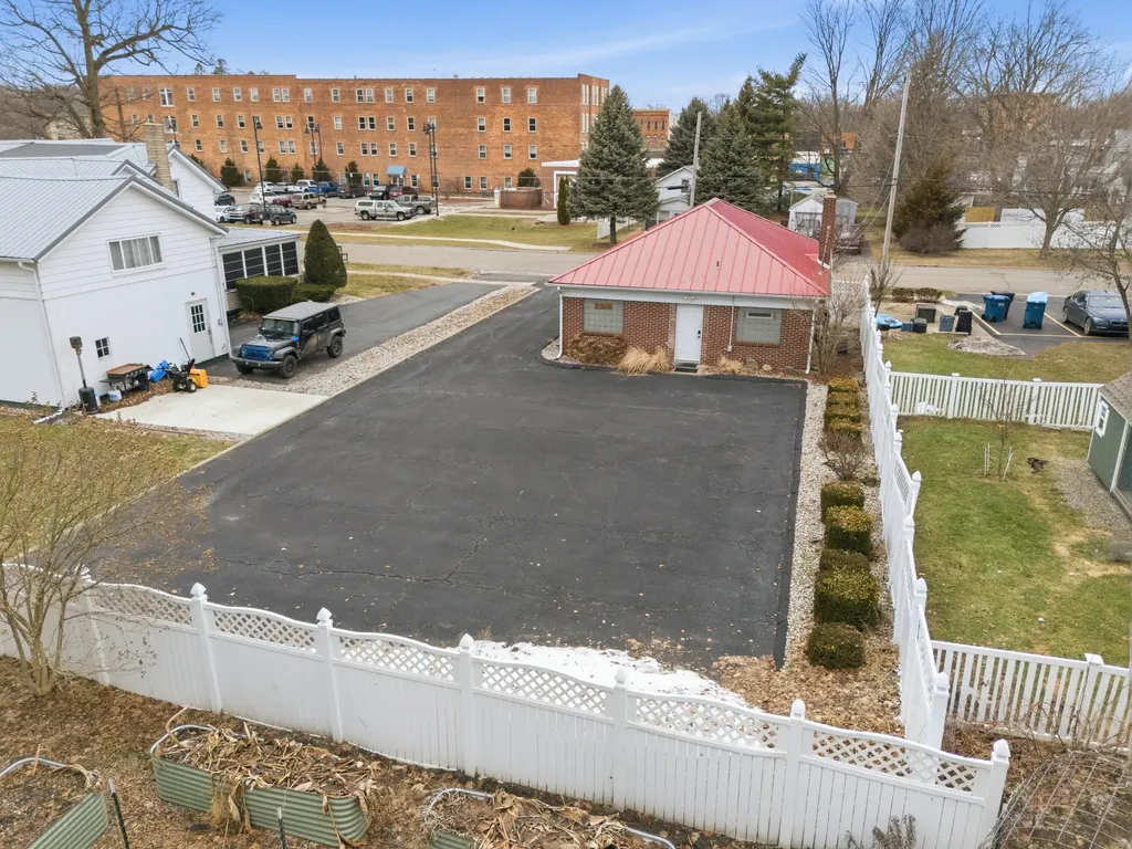 214 South Street Jonesville City MI 49250