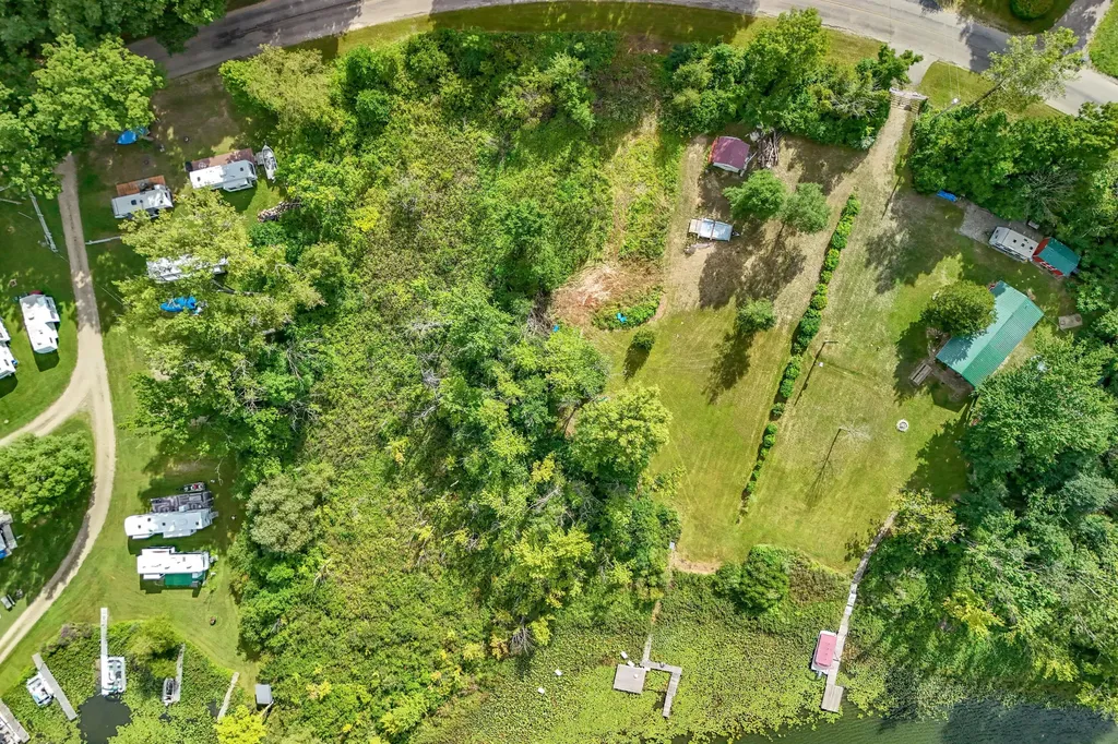 5211 Long Lake Road Reading Township MI 49274