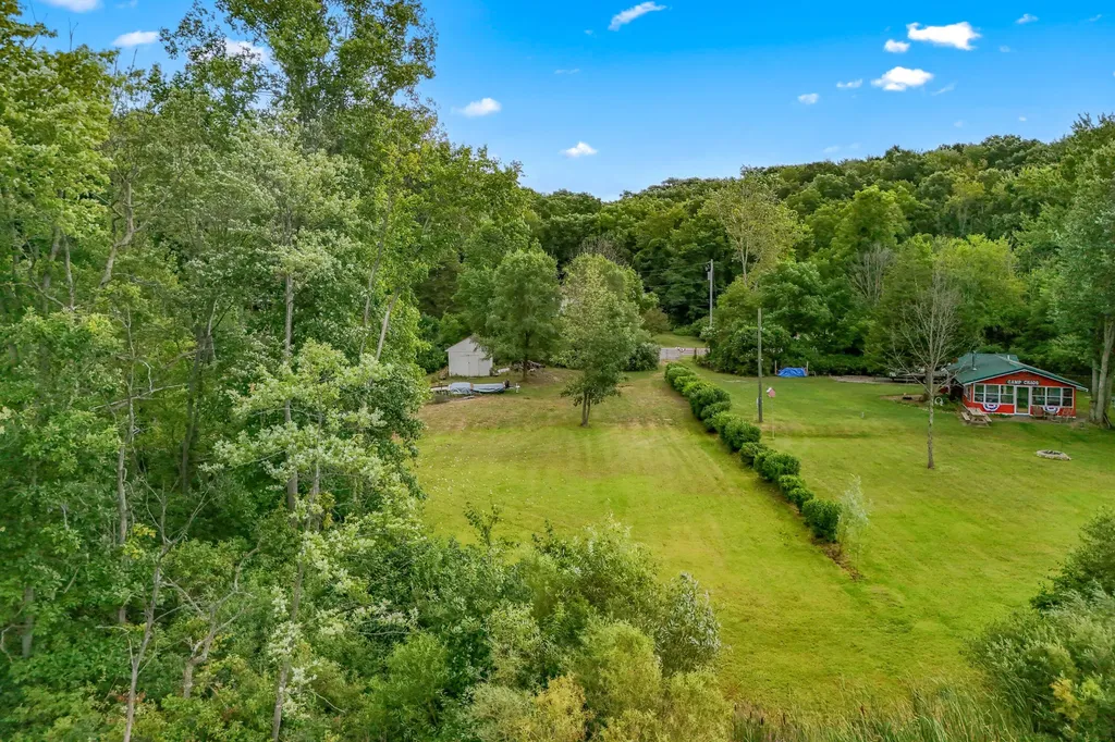 5211 Long Lake Road Reading Township MI 49274