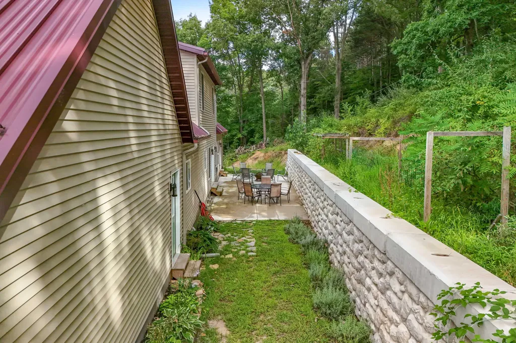 5211 Long Lake Road Reading Township MI 49274