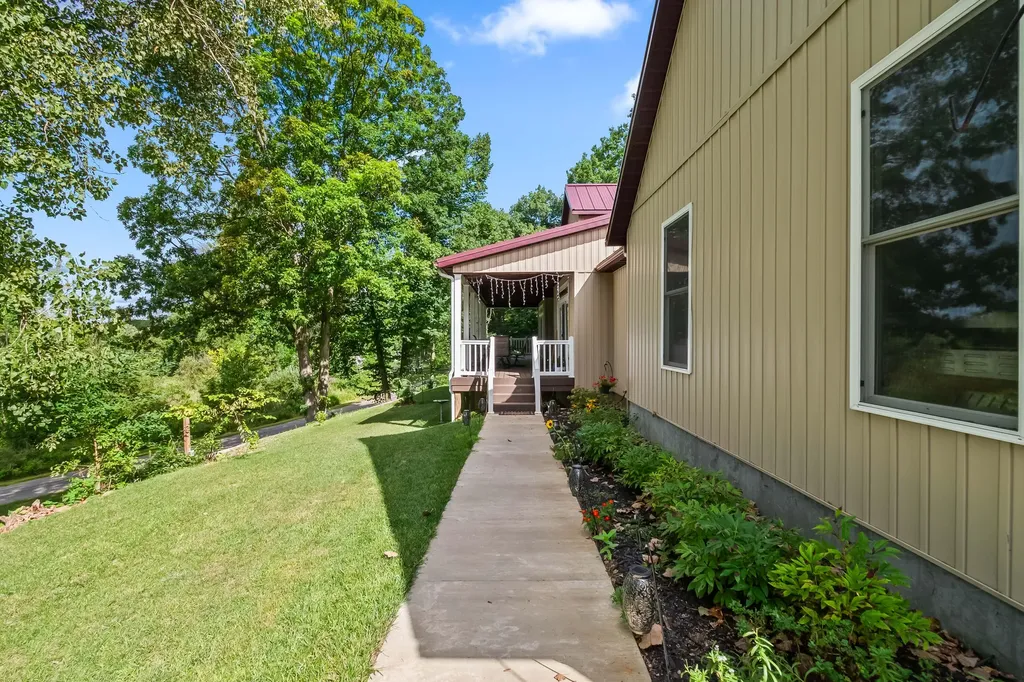 5211 Long Lake Road Reading Township MI 49274