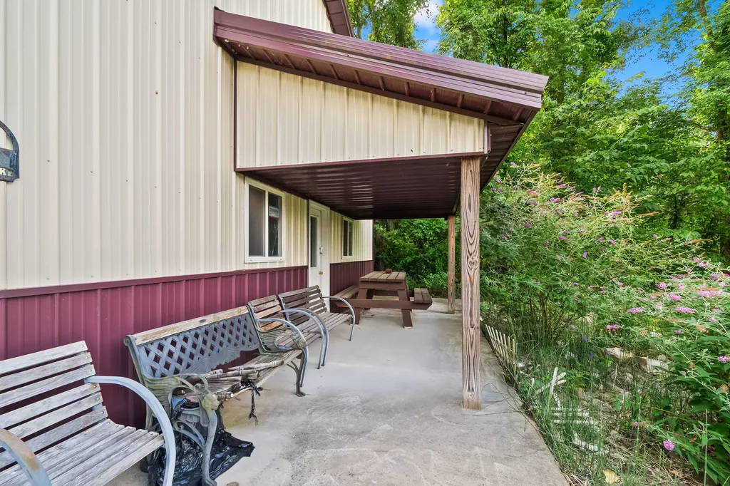 5211 Long Lake Road Reading Township MI 49274
