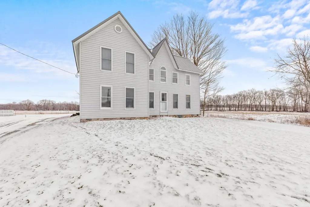 8100 22 1/2 Mile Road Eckford Township MI 49245