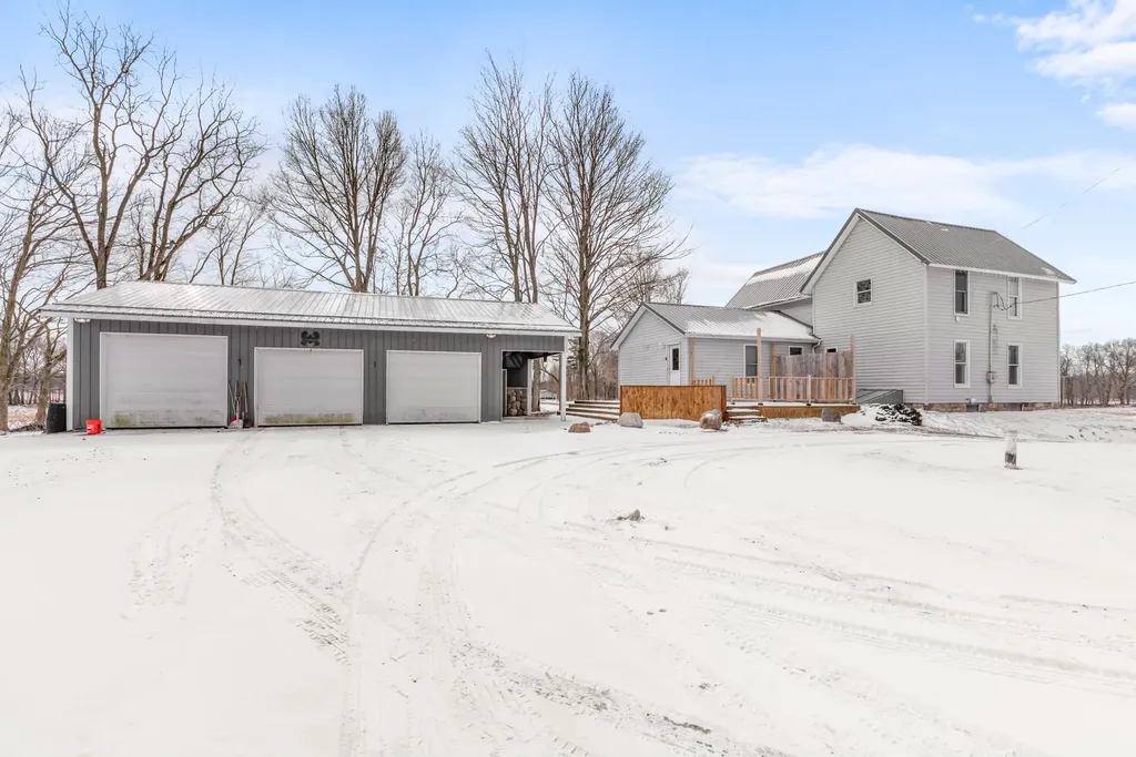 8100 22 1/2 Mile Road Eckford Township MI 49245
