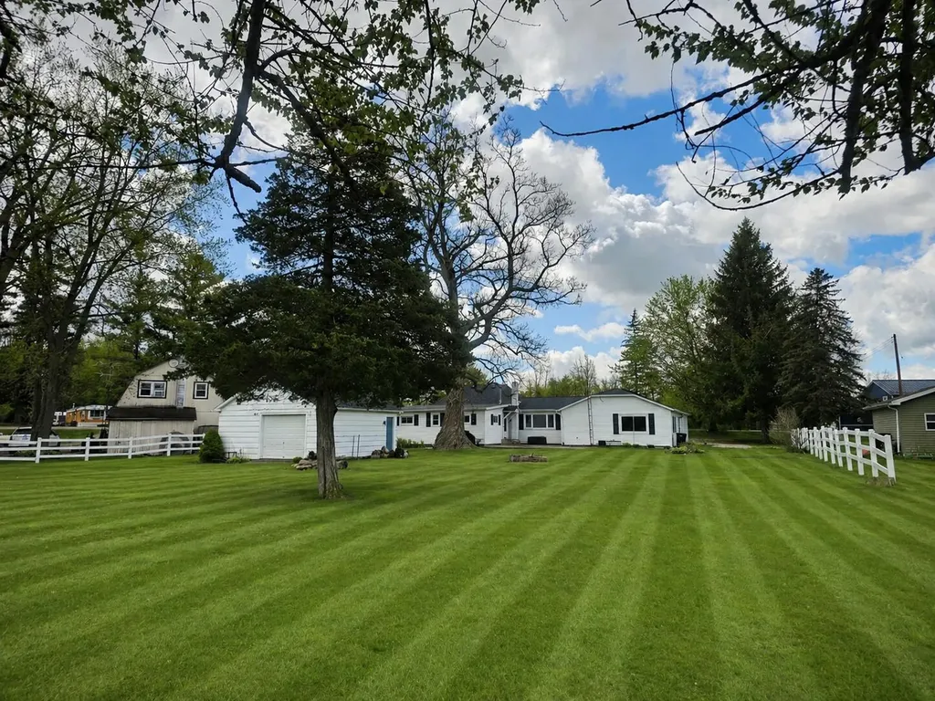4492 E Bear Lake Road Jefferson Township MI 49266