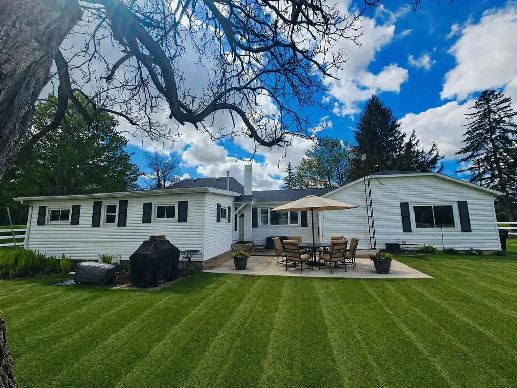 4492 E Bear Lake Road Jefferson Township MI 49266