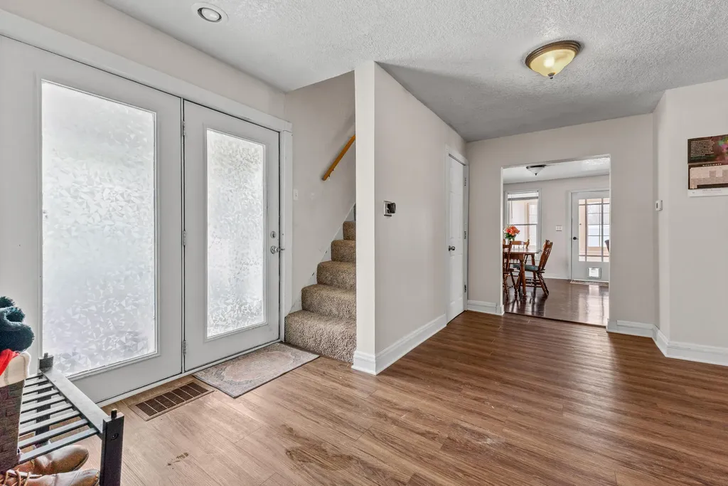 34 Oak Street Hillsdale City MI 49242