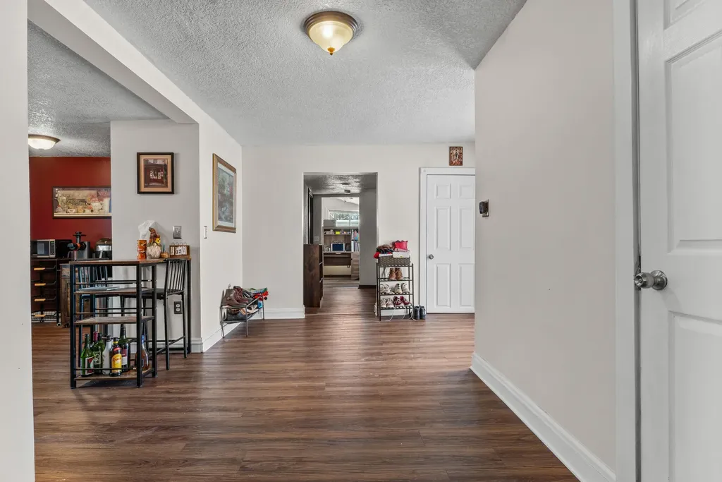 34 Oak Street Hillsdale City MI 49242