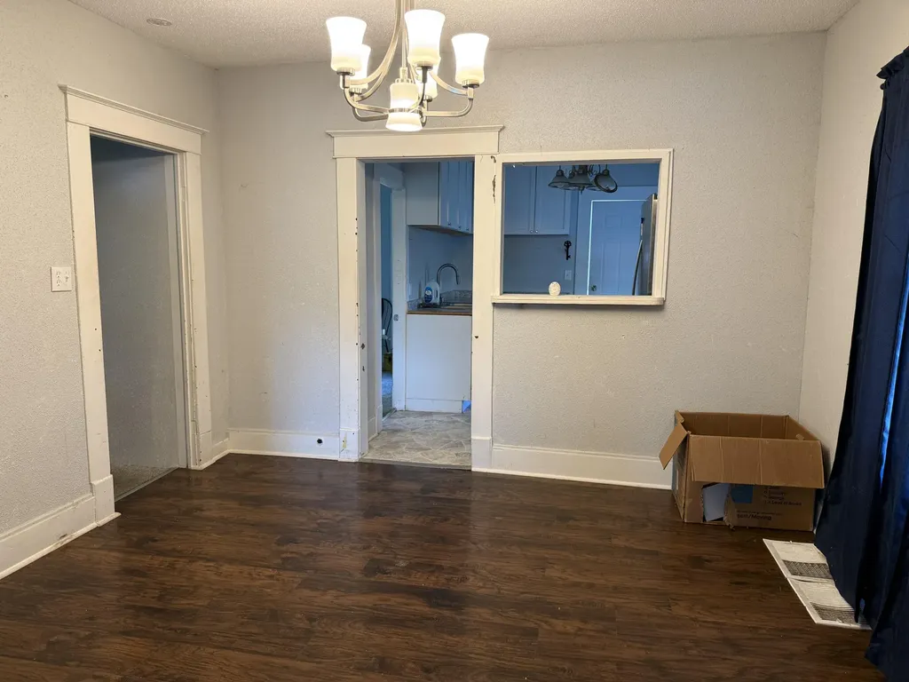 315 Reading Avenue Jonesville City MI 49250