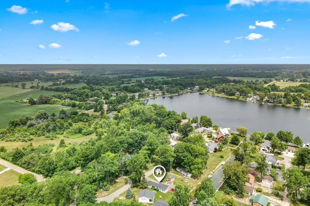 6915 Rowley Drive Jefferson Township MI 49266