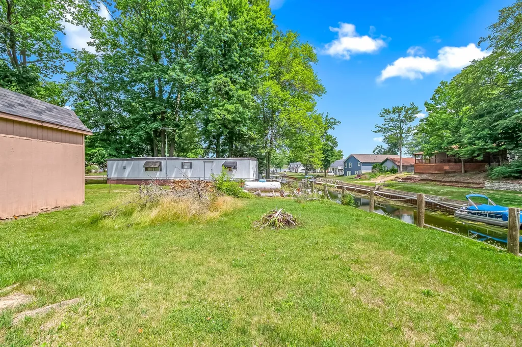 6915 Rowley Drive Jefferson Township MI 49266