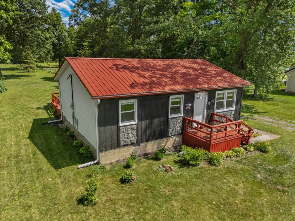8312 Packard Road Seneca Township MI 49256