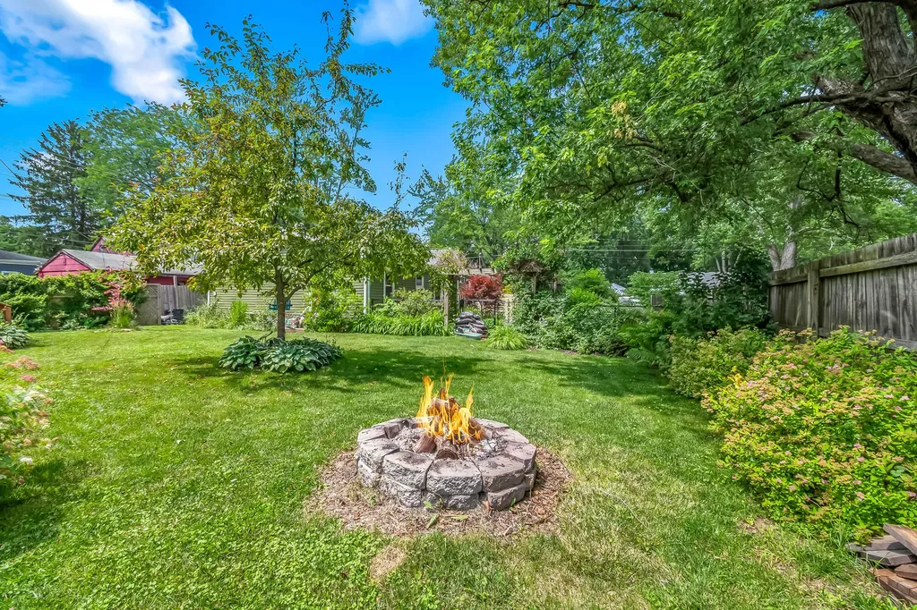 22 Morry Street Hillsdale City MI 49242