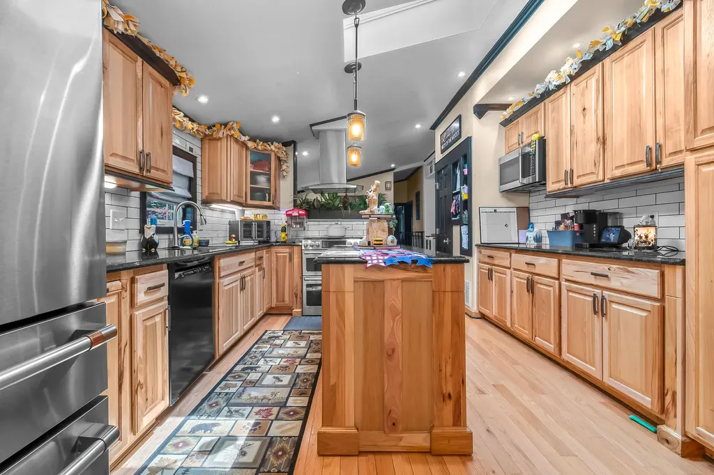 22 Morry Street Hillsdale City MI 49242