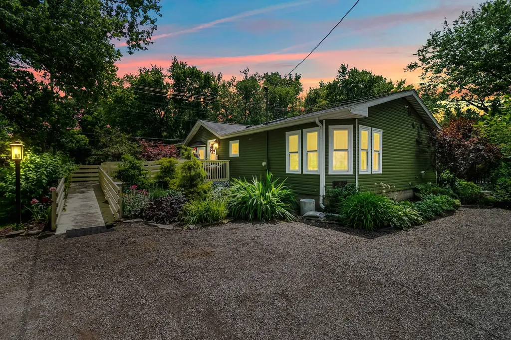 22 Morry Street Hillsdale City MI 49242