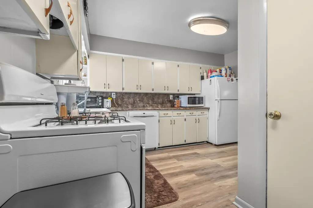 7980 E Territorial Road Amboy Township MI 49288