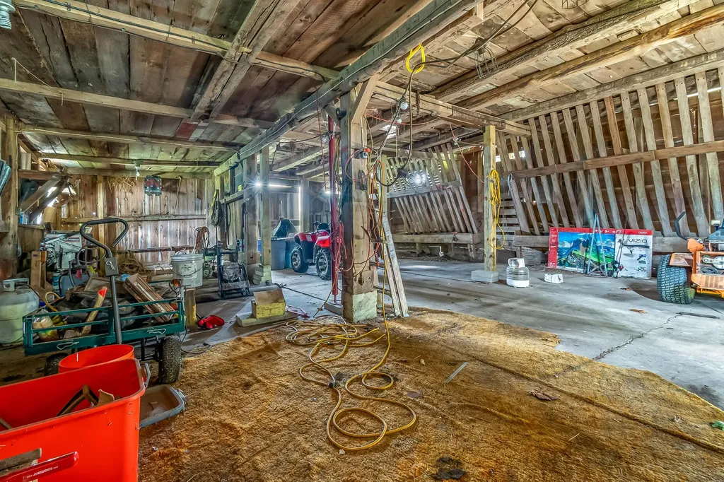 7980 E Territorial Road Amboy Township MI 49288