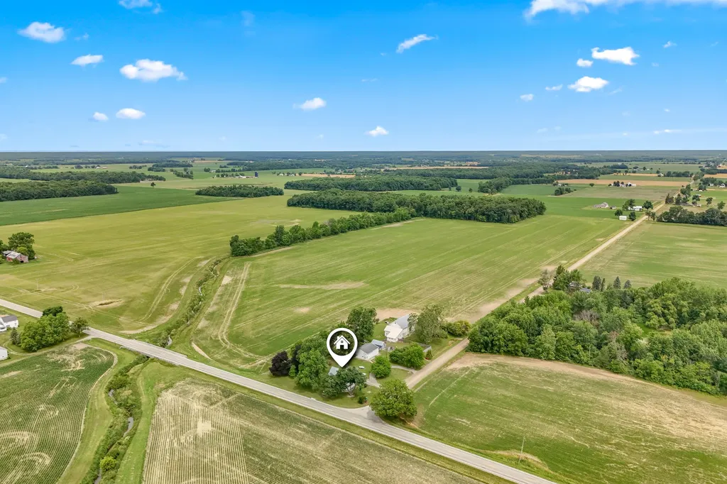7980 E Territorial Road Amboy Township MI 49288