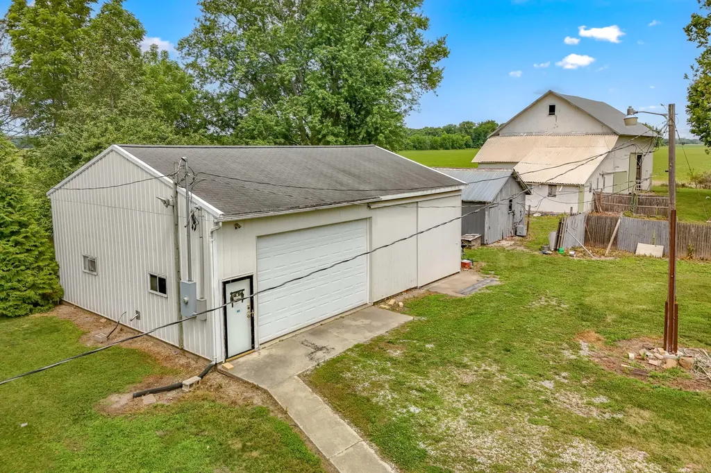 7980 E Territorial Road Amboy Township MI 49288