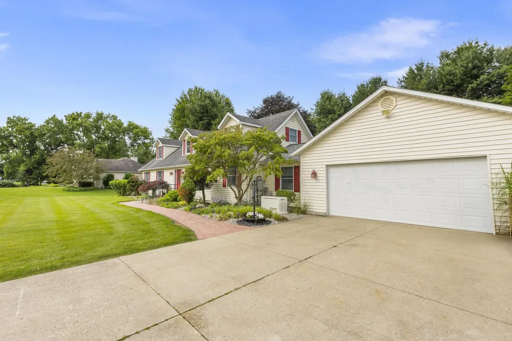 481 Grand Street Coldwater City MI 49036