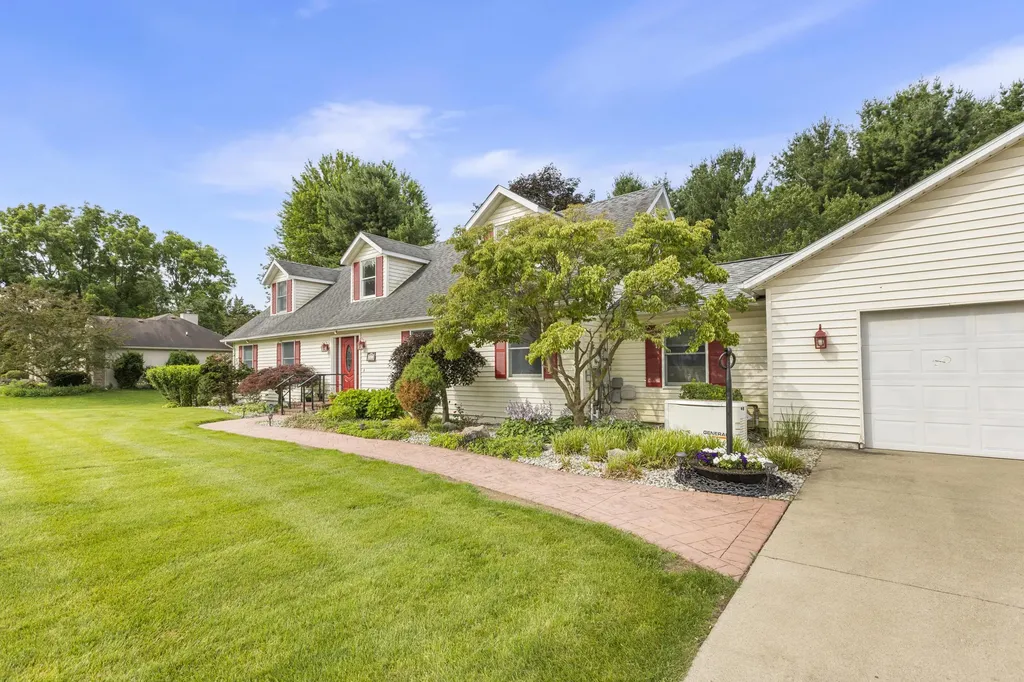 481 Grand Street Coldwater City MI 49036