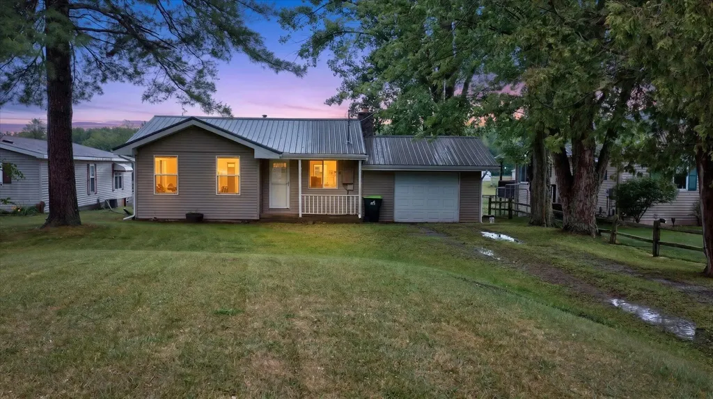 1043 Mckimmy Drive Tobacco Township MI 48612