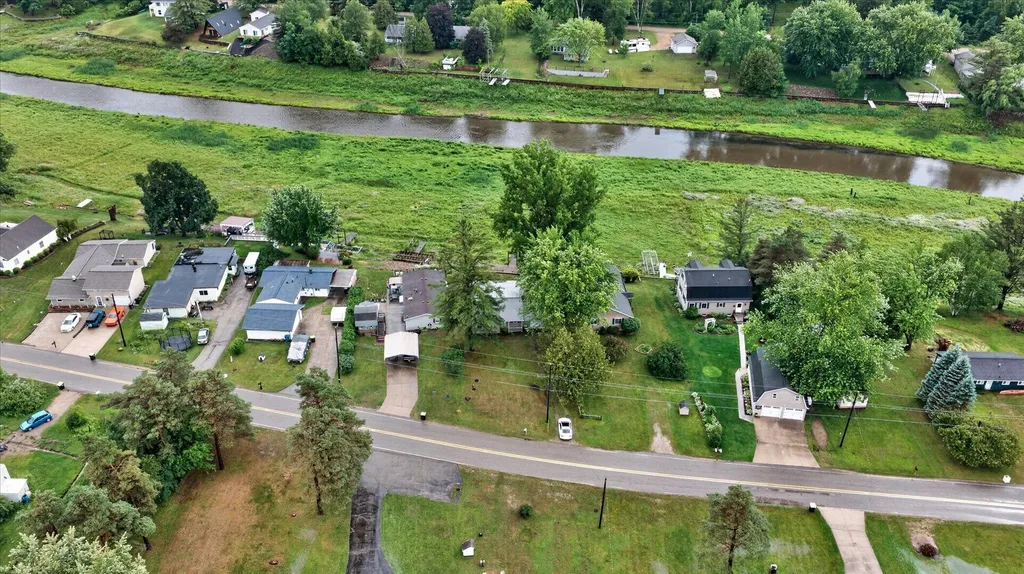 1043 Mckimmy Drive Tobacco Township MI 48612