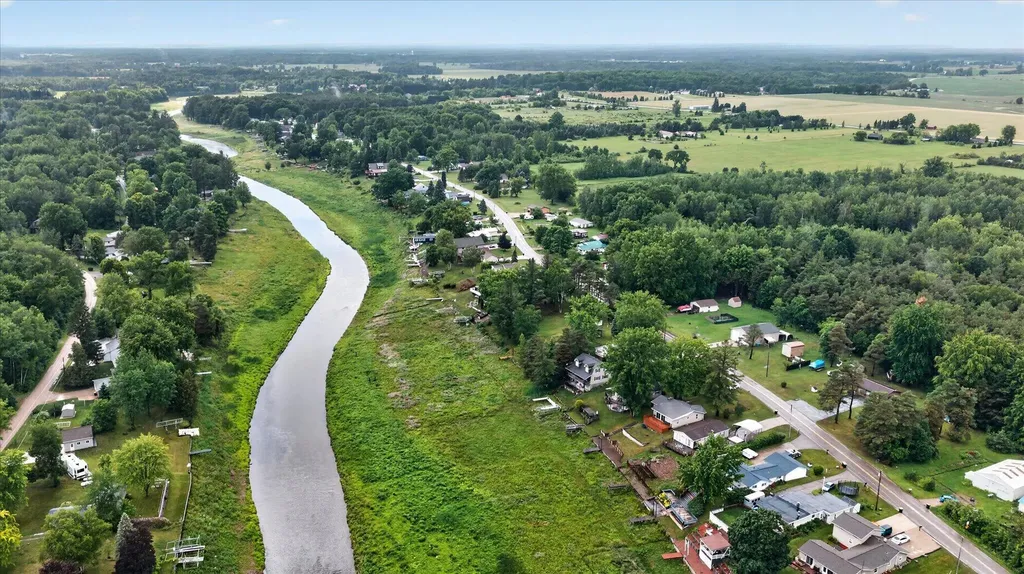 1043 Mckimmy Drive Tobacco Township MI 48612