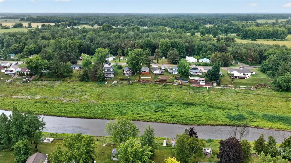 1043 Mckimmy Drive Tobacco Township MI 48612