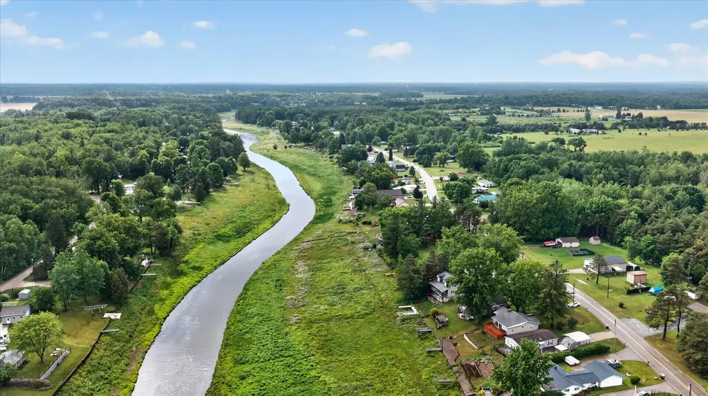 1043 Mckimmy Drive Tobacco Township MI 48612