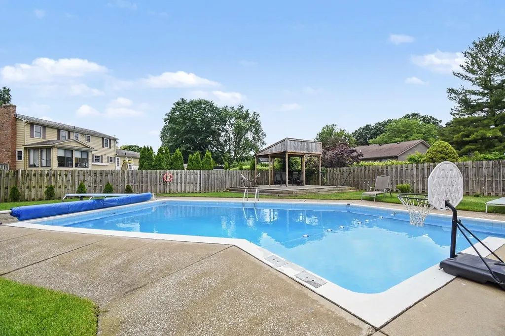 3534 Algonac Drive SW Grandville City MI 49418