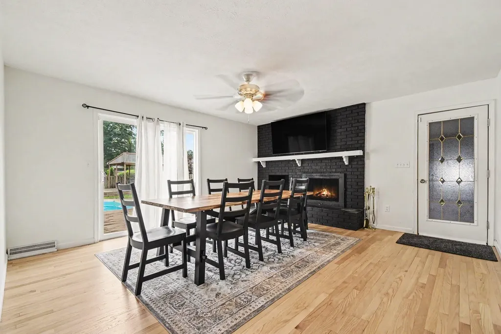3534 Algonac Drive SW Grandville City MI 49418