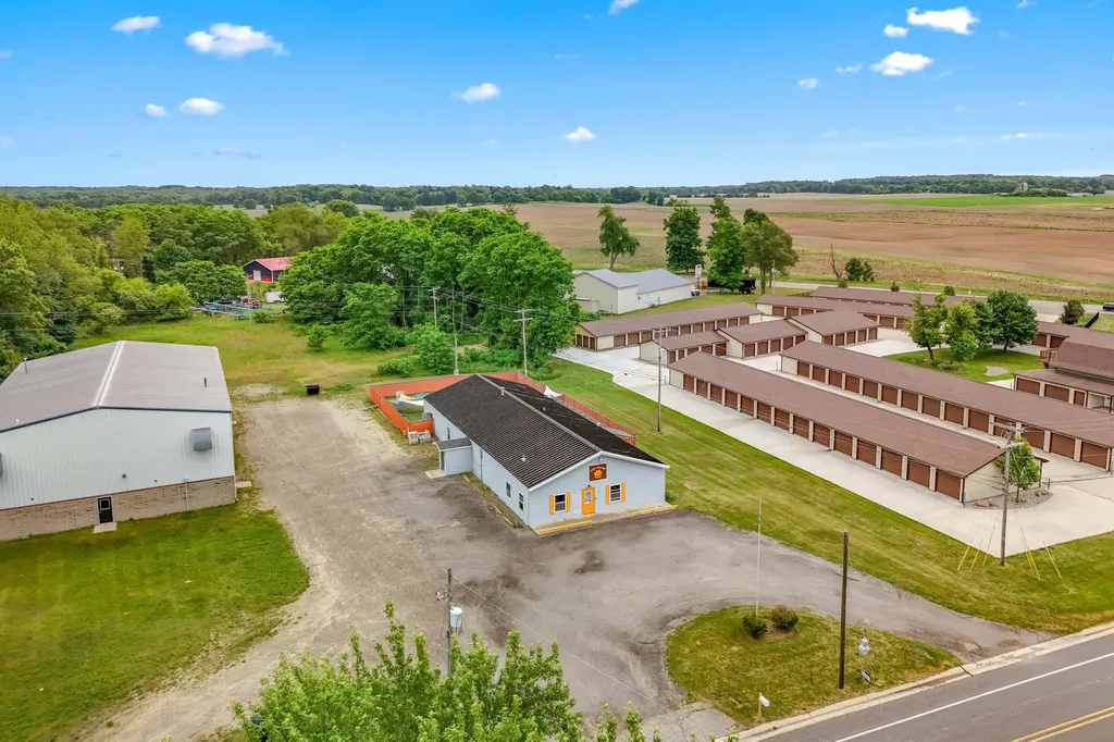 136 Concord Road Jonesville City MI 49250