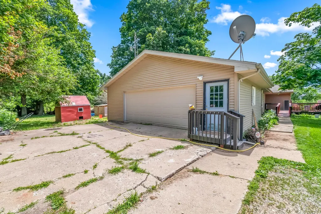 7051 Long Lake Road Reading Township MI 49274