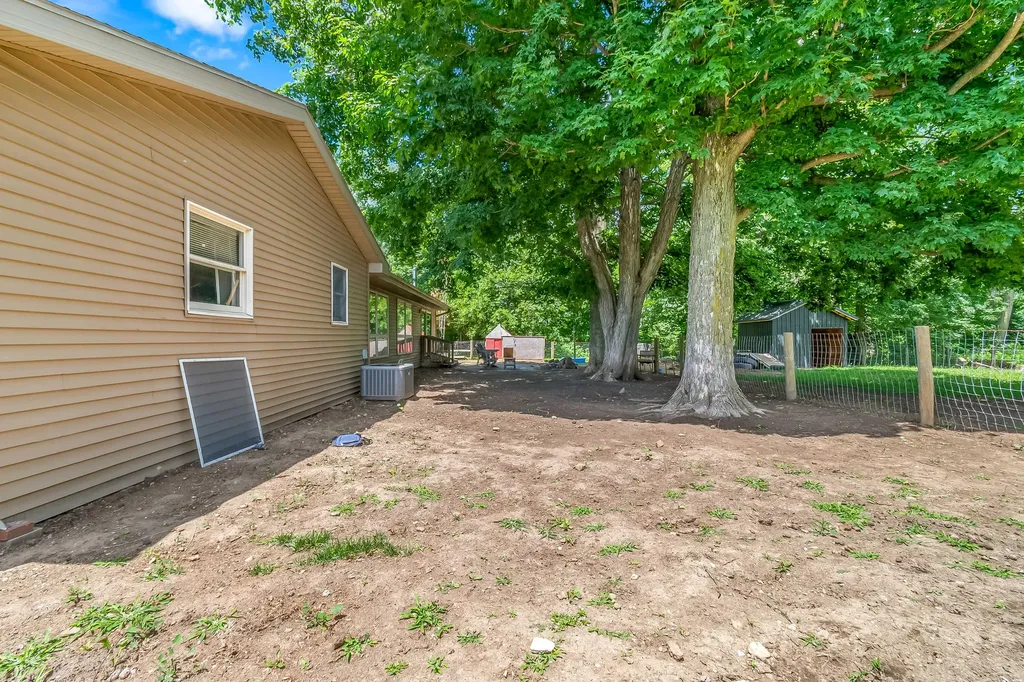 7051 Long Lake Road Reading Township MI 49274