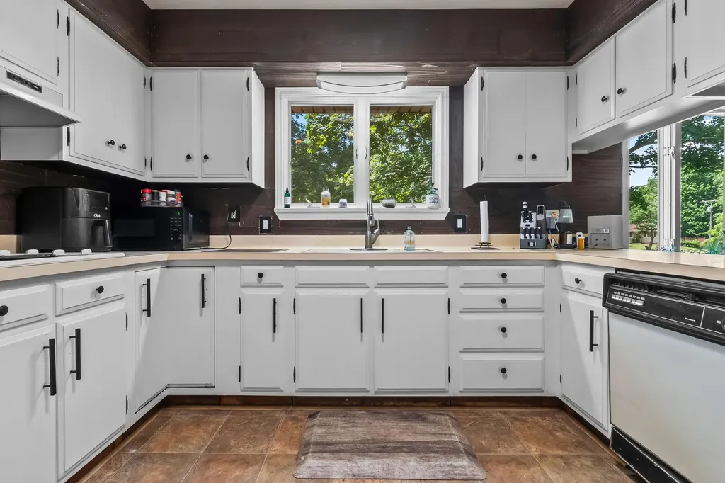 7051 Long Lake Road Reading Township MI 49274