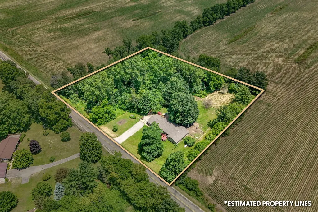 7051 Long Lake Road Reading Township MI 49274