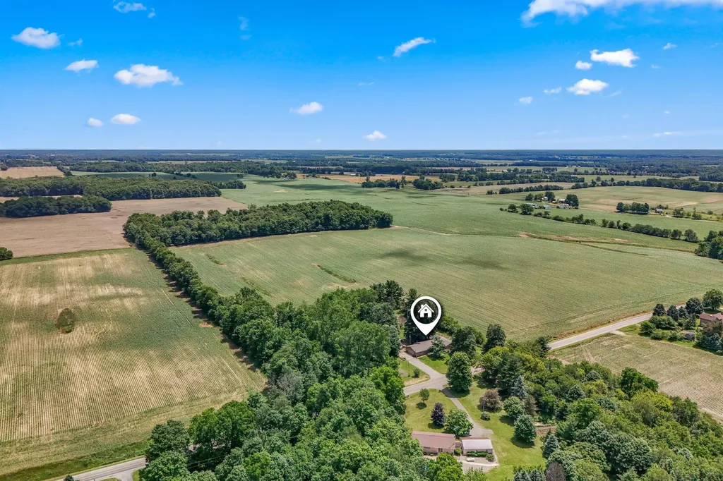 7051 Long Lake Road Reading Township MI 49274