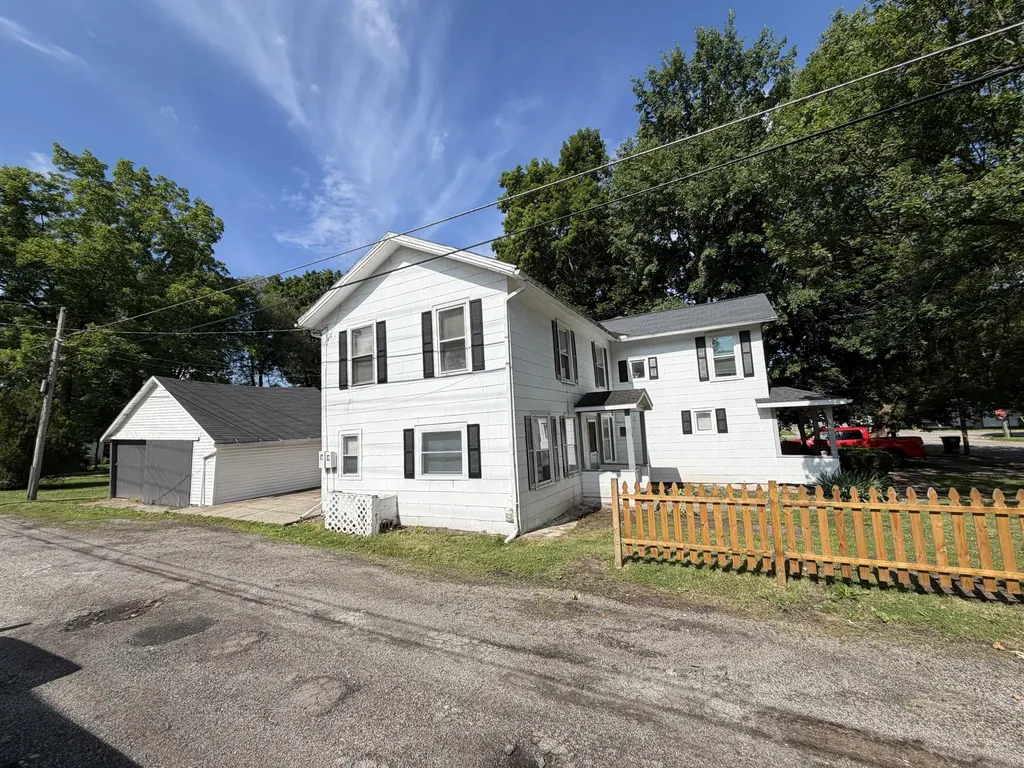 8 E South Street Hillsdale City MI 49242