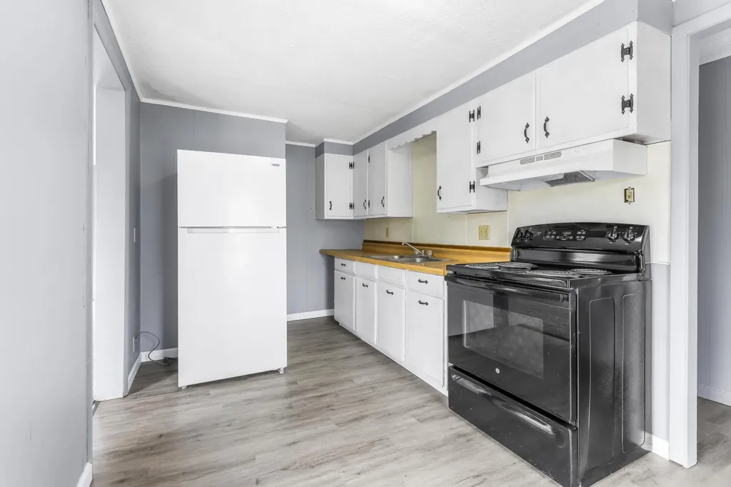 65 E Chicago Street Quincy Village MI 49082
