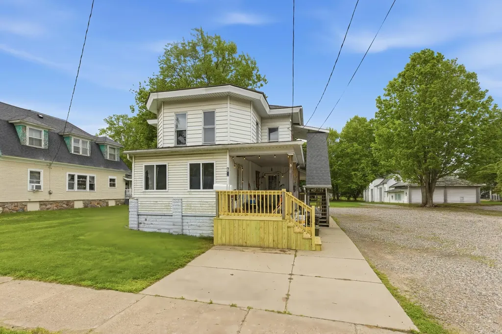 65 E Chicago Street Quincy Village MI 49082